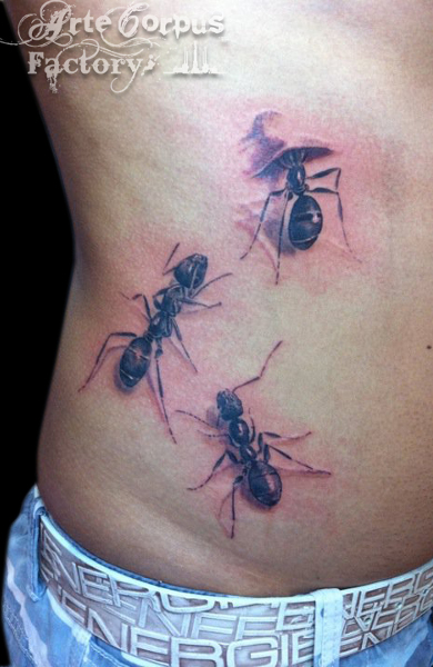 Татуировка муравей