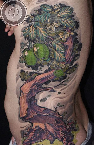 Татуировка яблоня