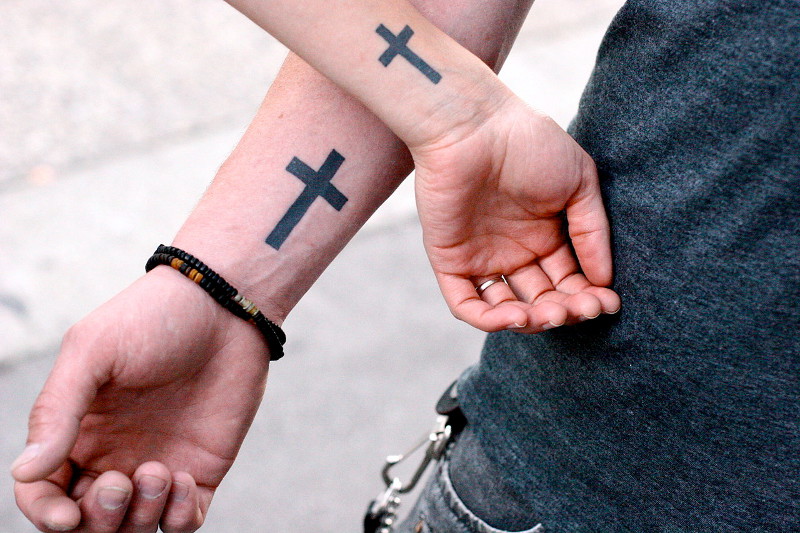 Татуировка латинский крест
