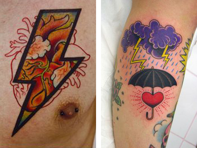 Две татуировки с изображением молнии